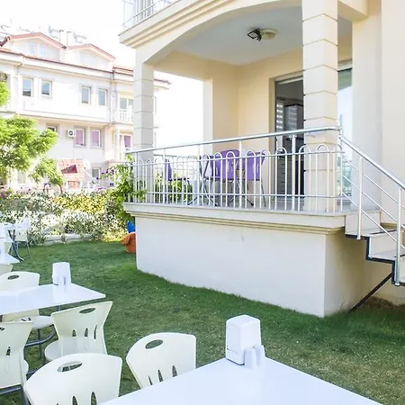 فندق Fethiye Pension فتحية